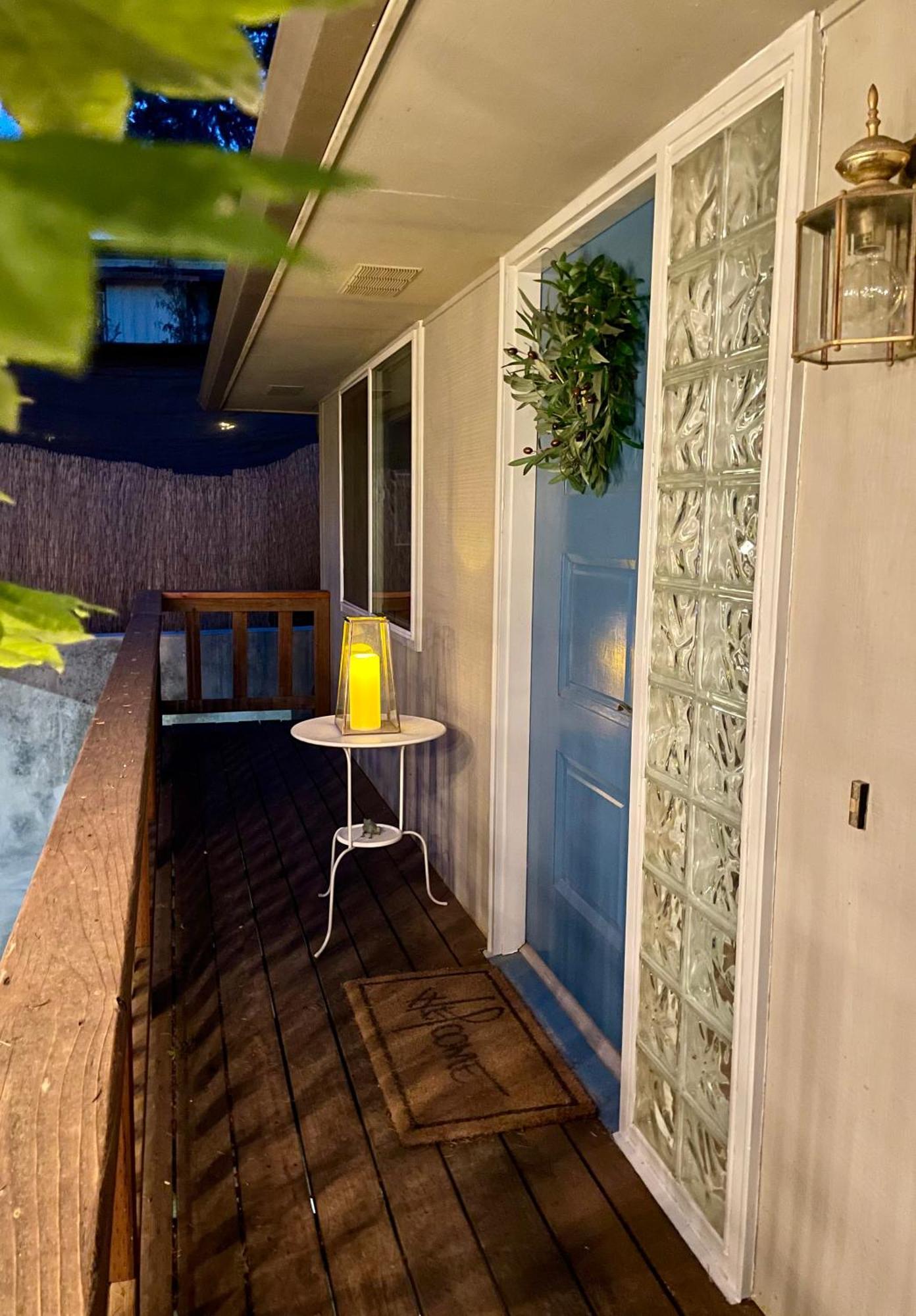 Forest Gallery- Mid-century Modern With Views